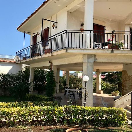 Villa Tetide - ฟอนตาเน บีอานเก ภายนอก รูปภาพ